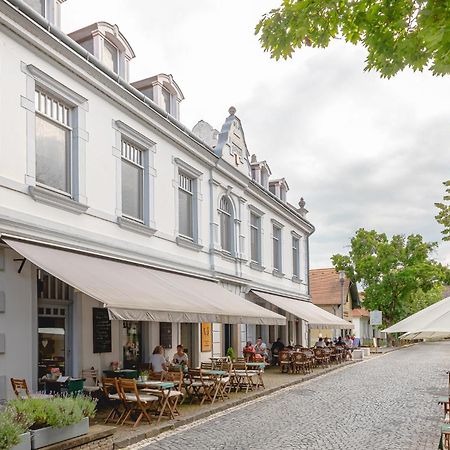 Kedves Vendeghaz Bed & Breakfast Balatonfured Luaran gambar