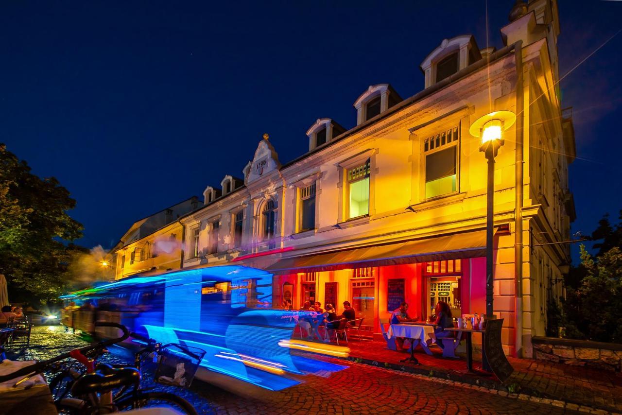 Kedves Vendeghaz Bed & Breakfast Balatonfured Luaran gambar